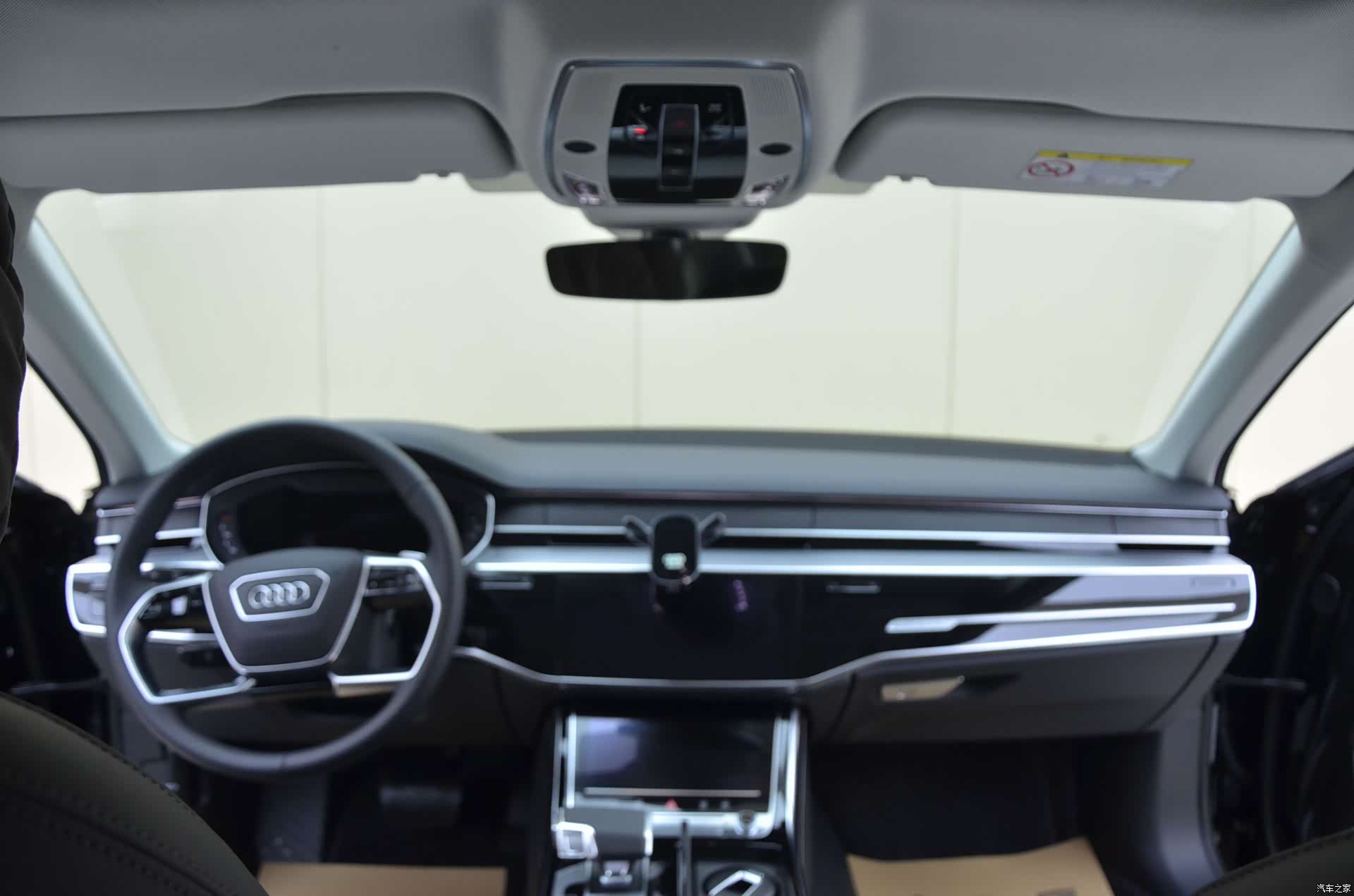 Audi A8L, 2026 6