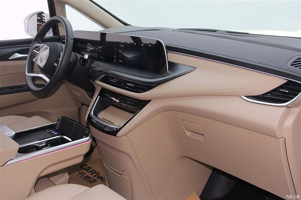 Buick GL8, 2026 18