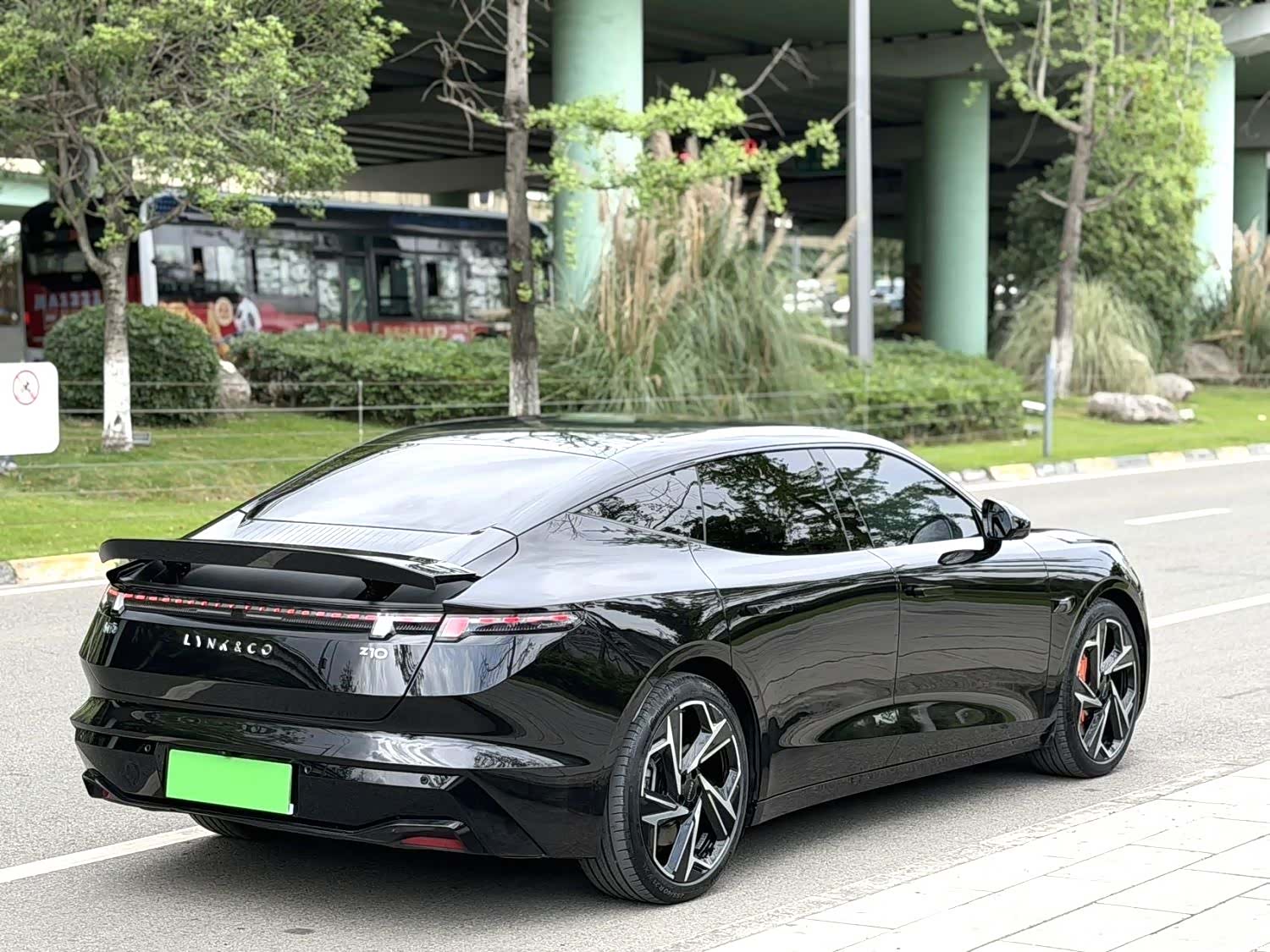 Lynk & Co Z10, 2025 9
