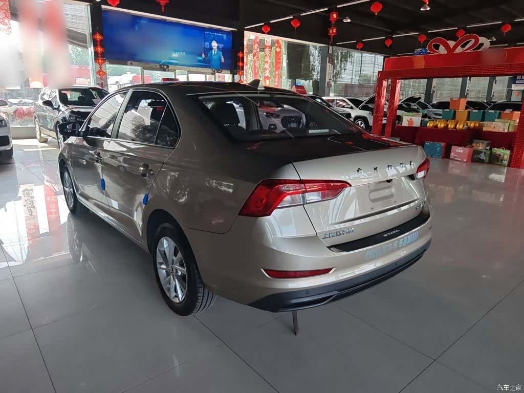 Skoda Rapid, 2021 11