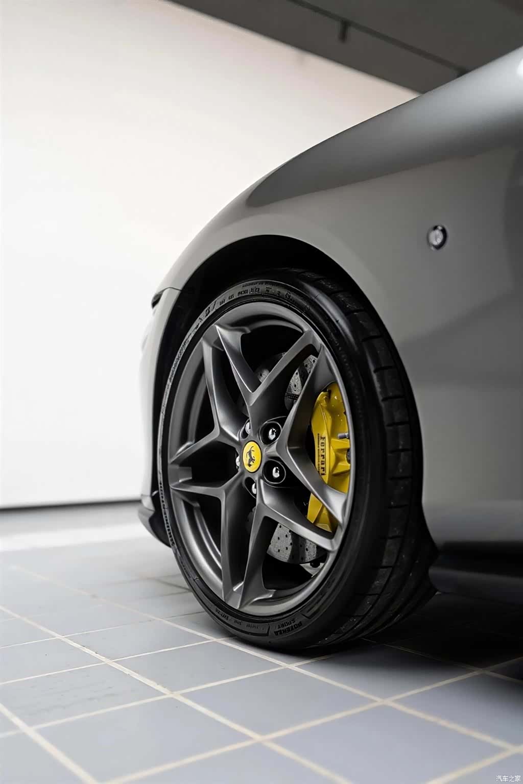 Ferrari Roma, 2023 6