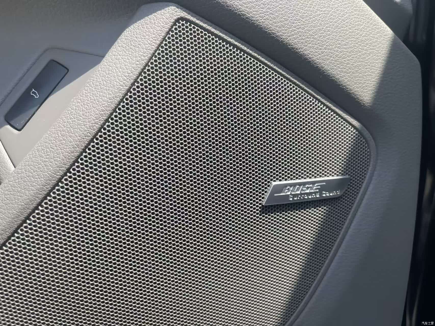 Audi Q7, 2010 24