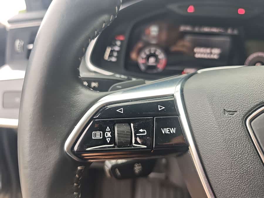 Audi A6L 2020, фото 10
