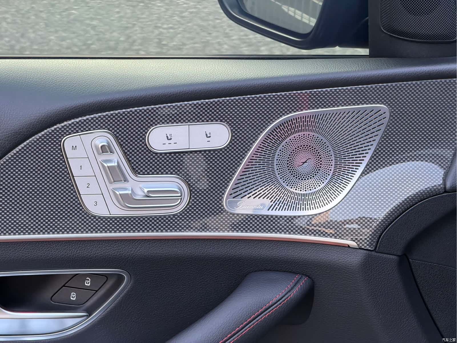 Mercedes-Benz GLE, 2024 11