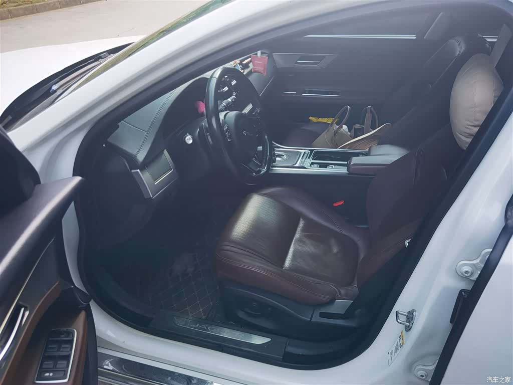 Land Rover XFL, 2016 4