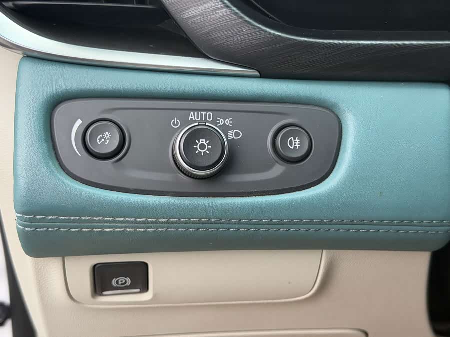 Buick GL8 2021, фото 30