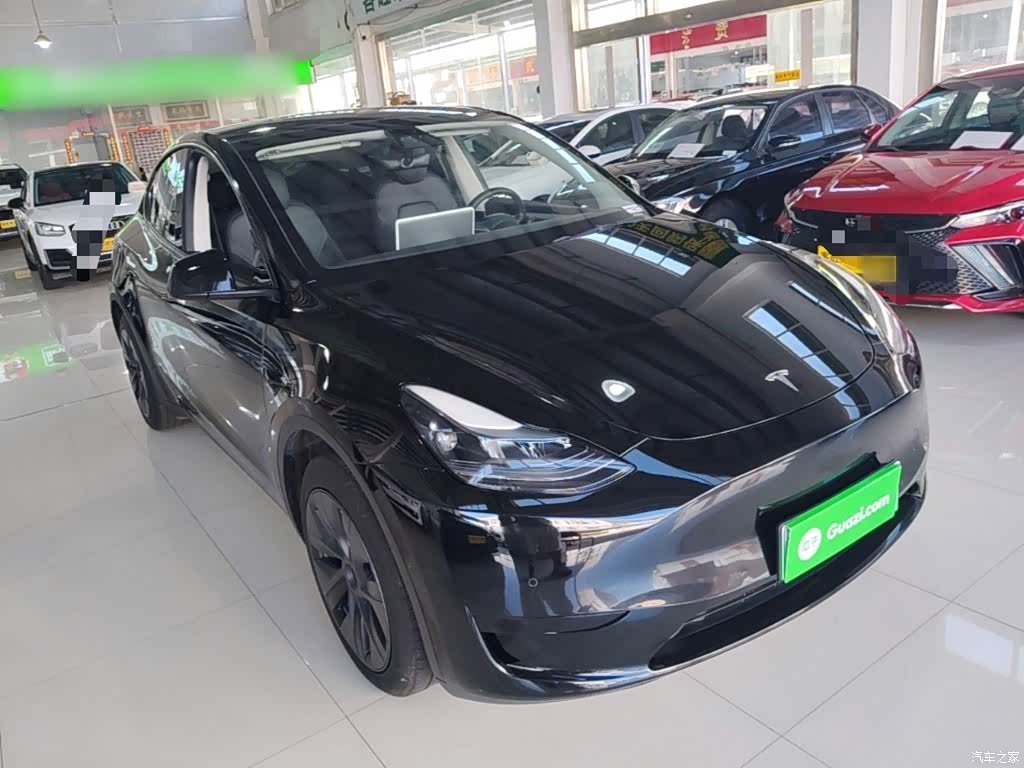 Tesla Model Y, 2024 4