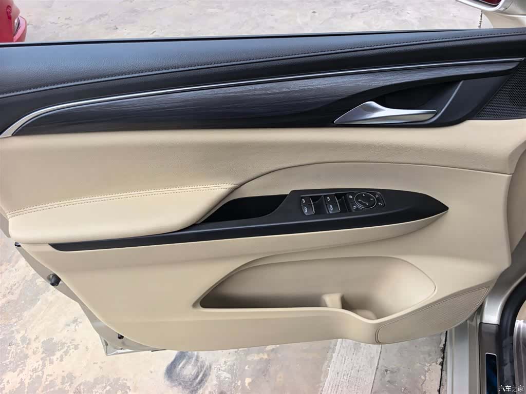Buick GL8, 2022 10