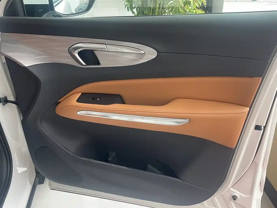 Besturn T90 Besturn T90