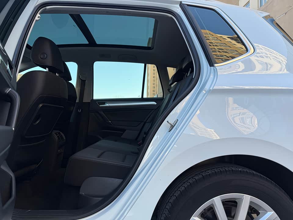 Volkswagen Golf*Jiayu