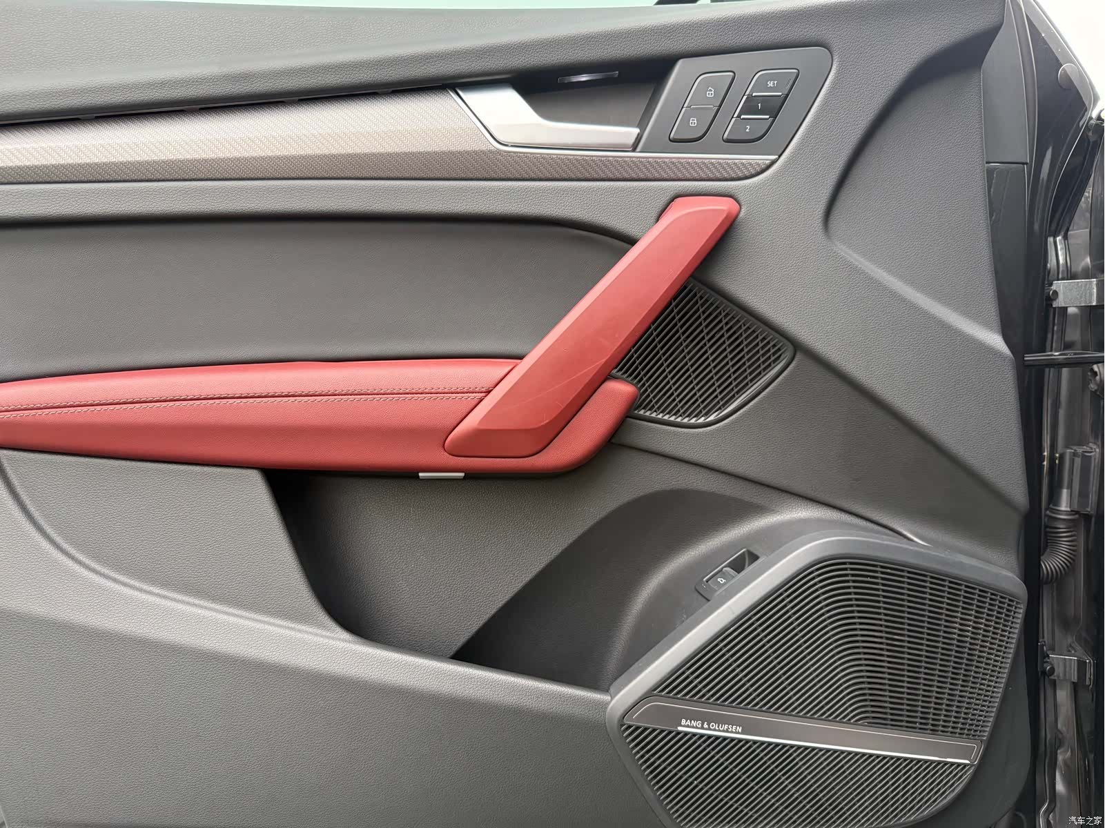 Audi Q5L, 2022 10