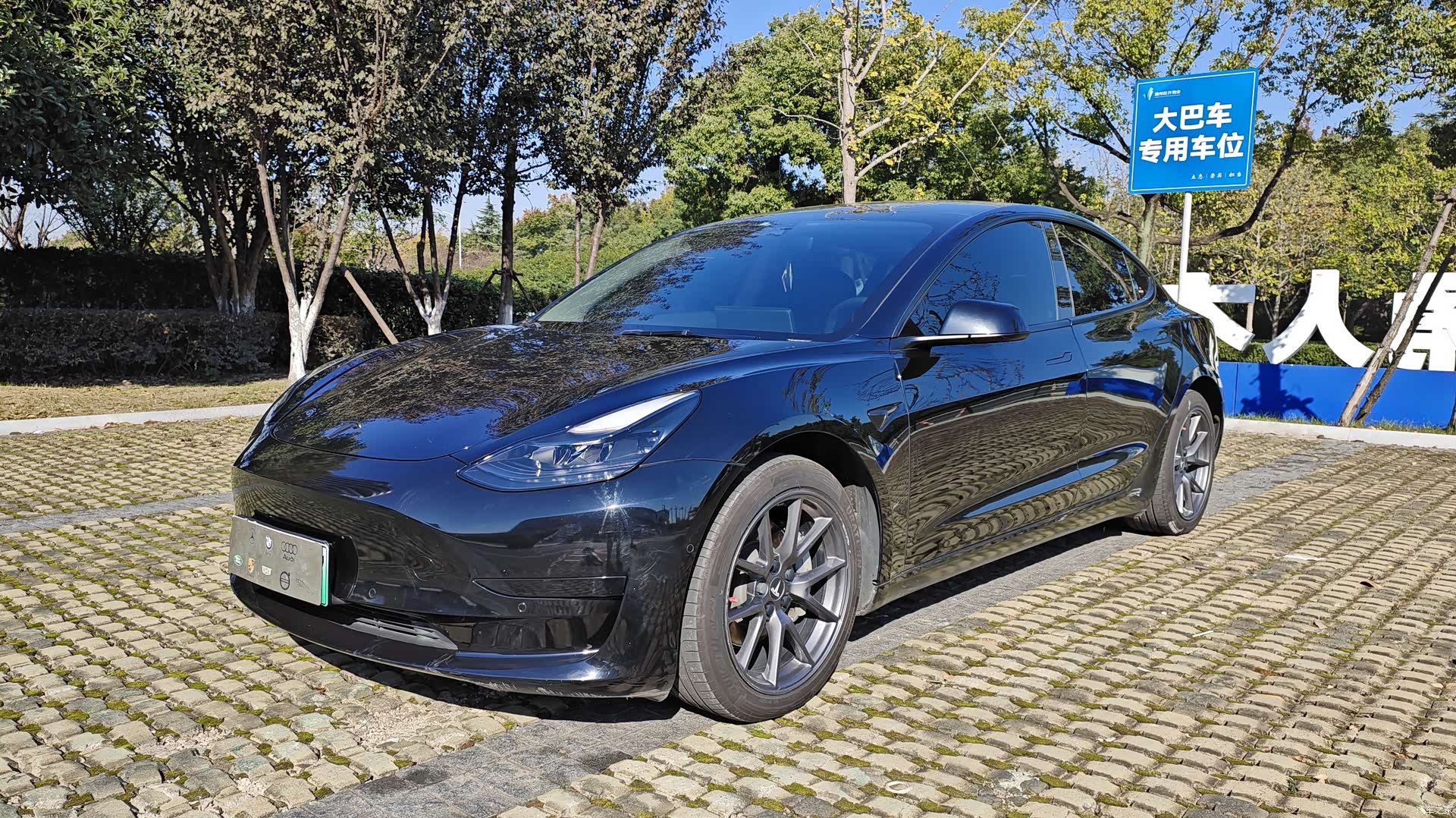 Tesla Model 3, 2021 1