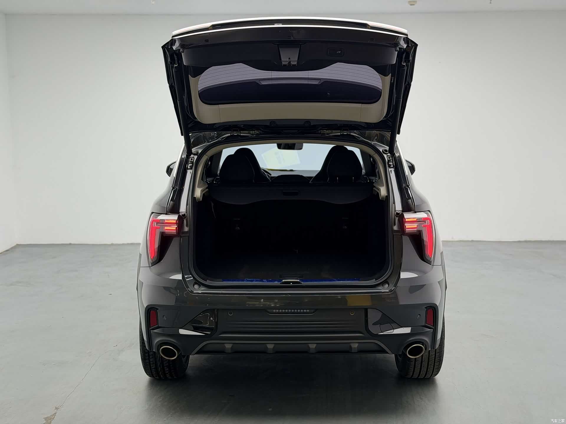 Lynk & Co 01, 2023 11