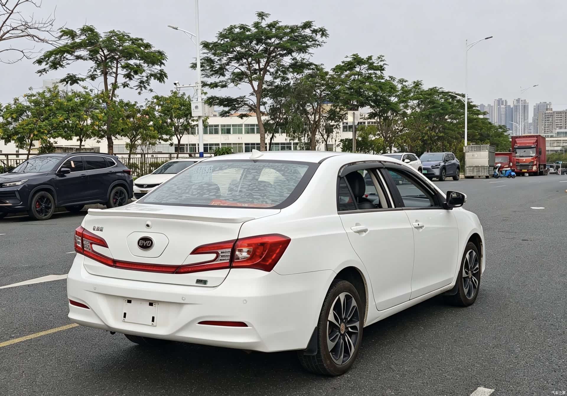 BYD Qin, 2016 18