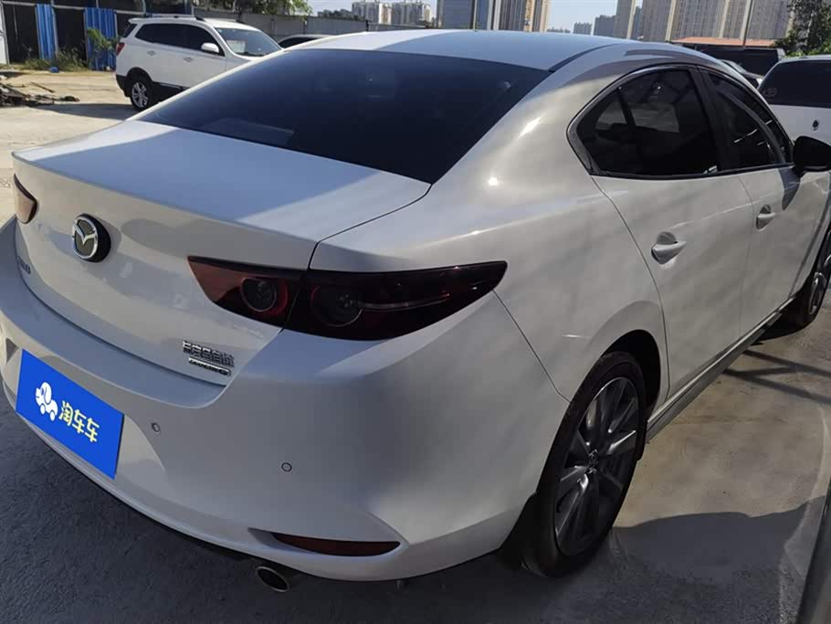 Mazda 3 Angkesaila