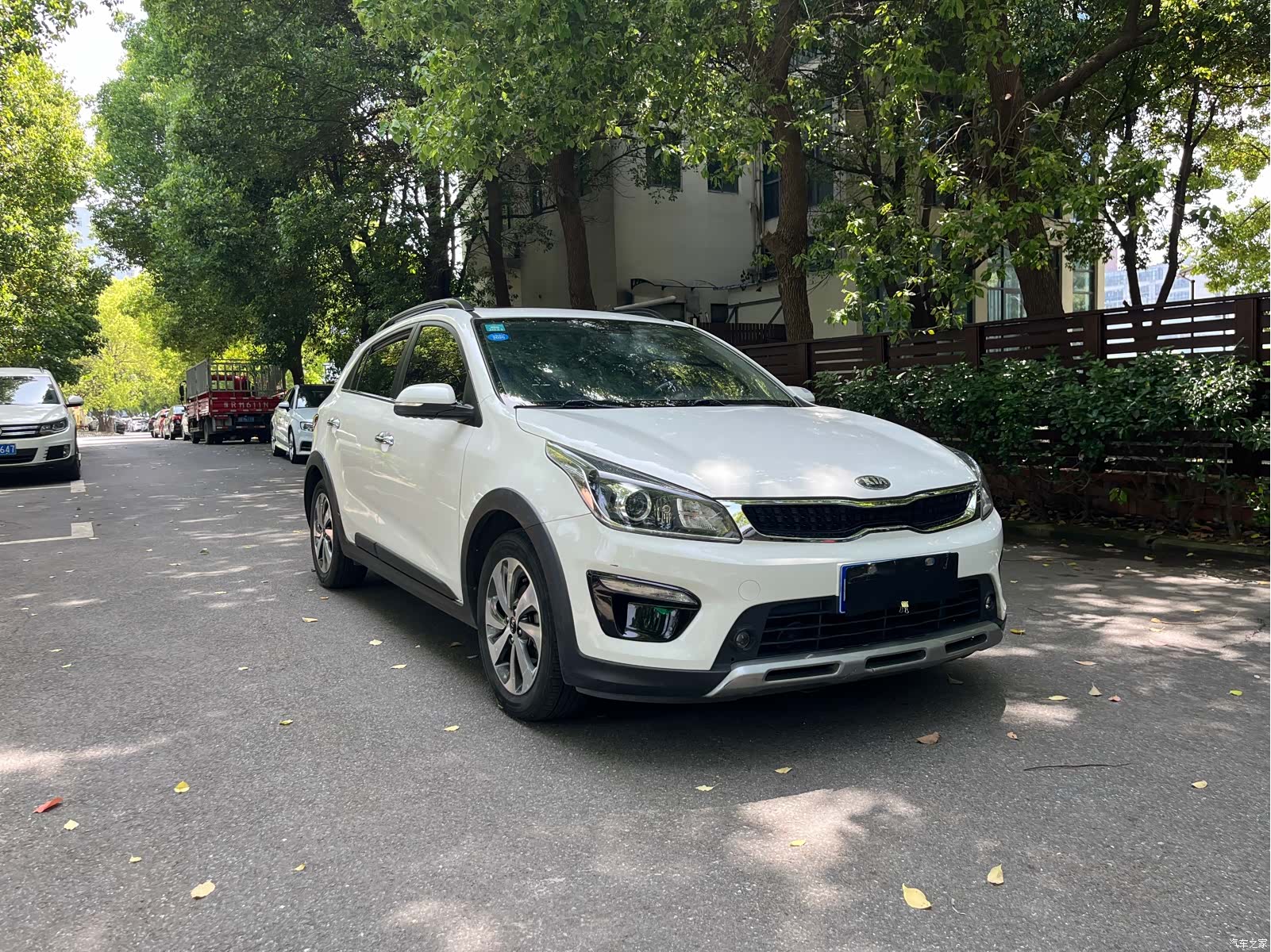 Kia KX, 2019 3