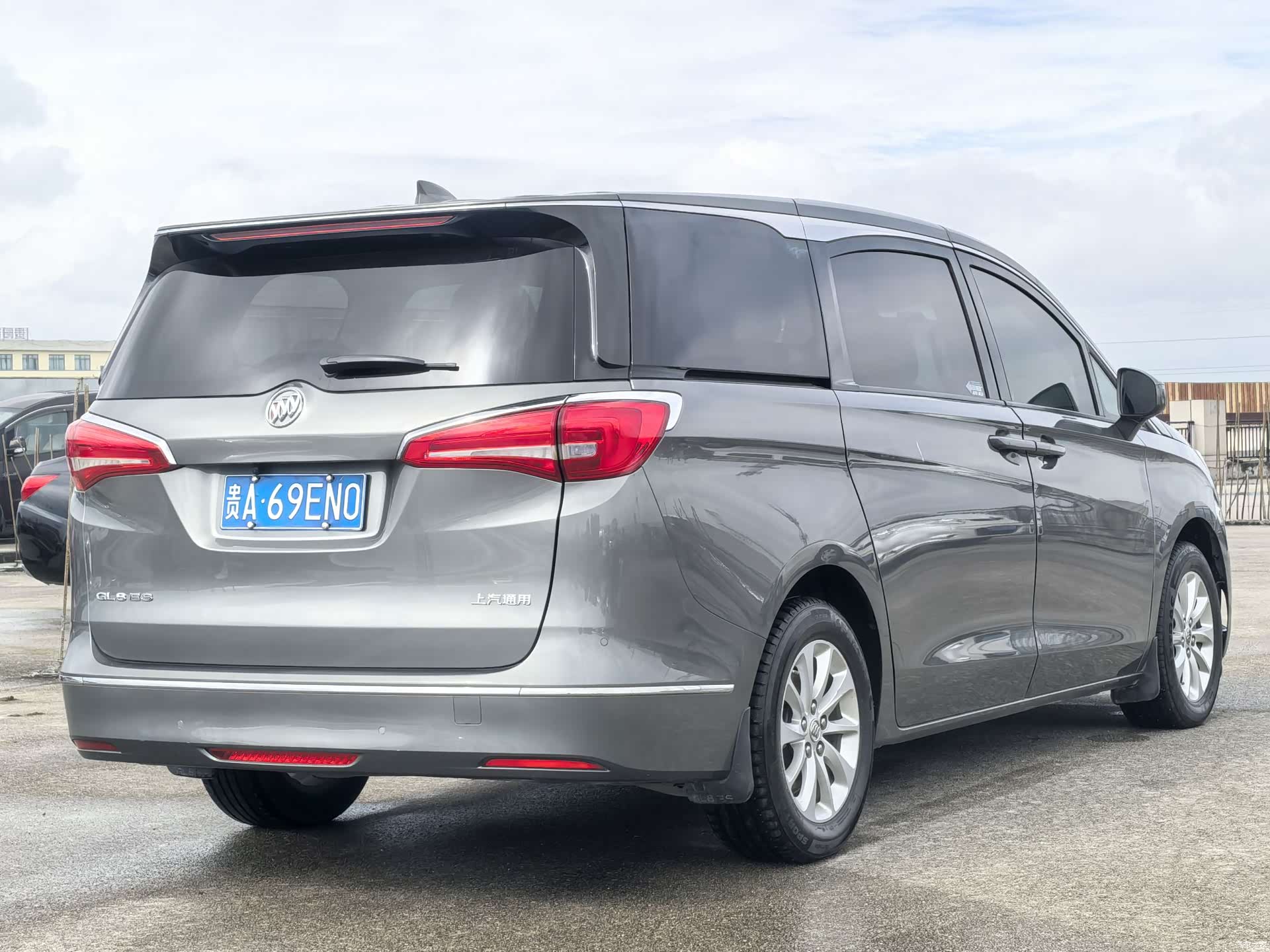 Buick GL8, 2019 4