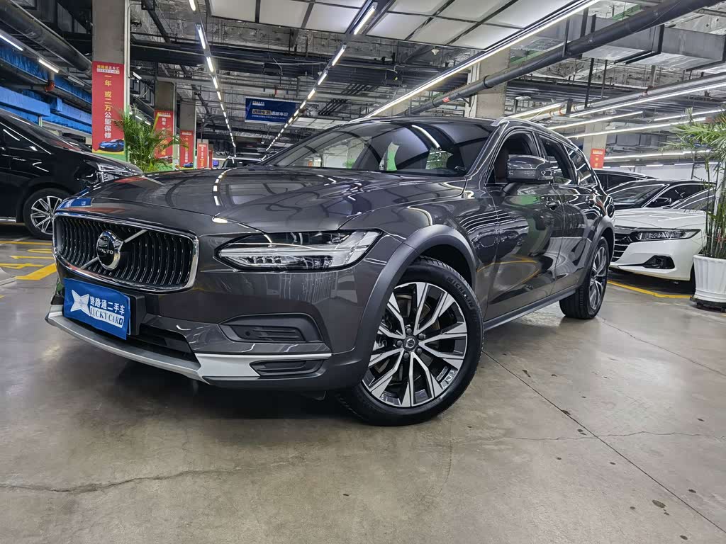 Volvo V90
