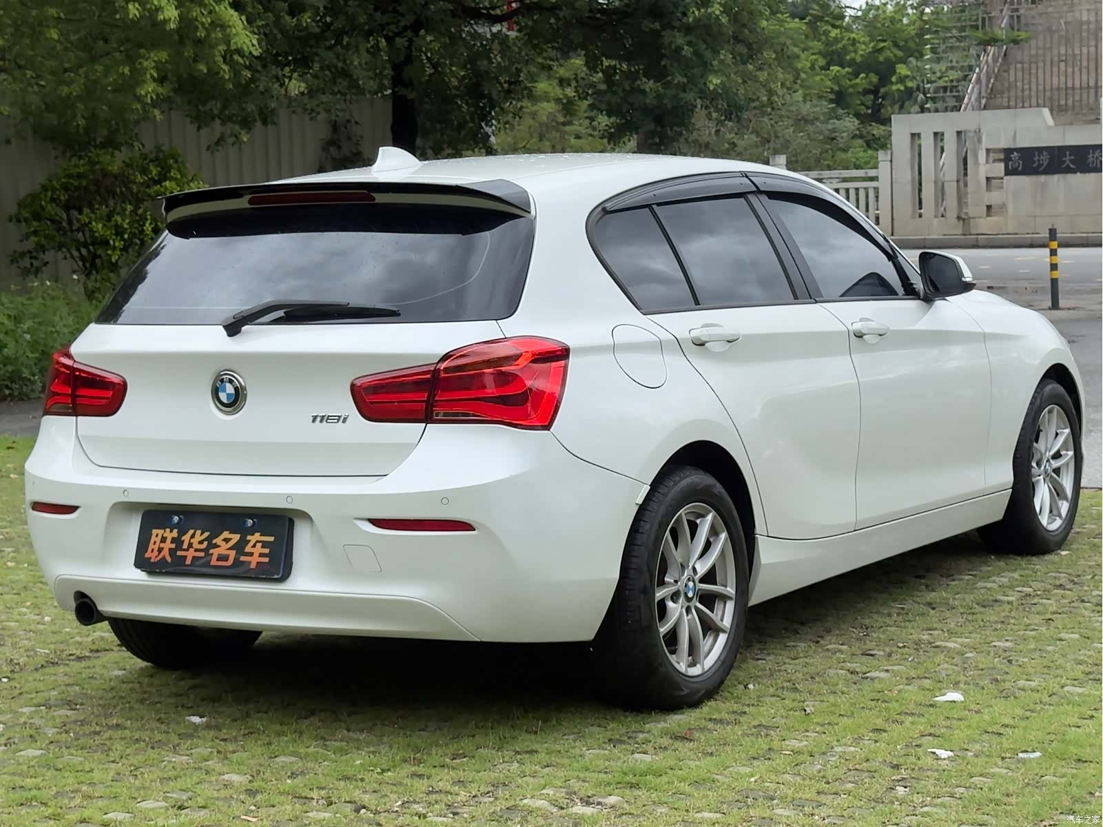 BMW 1 Series, 2015 9