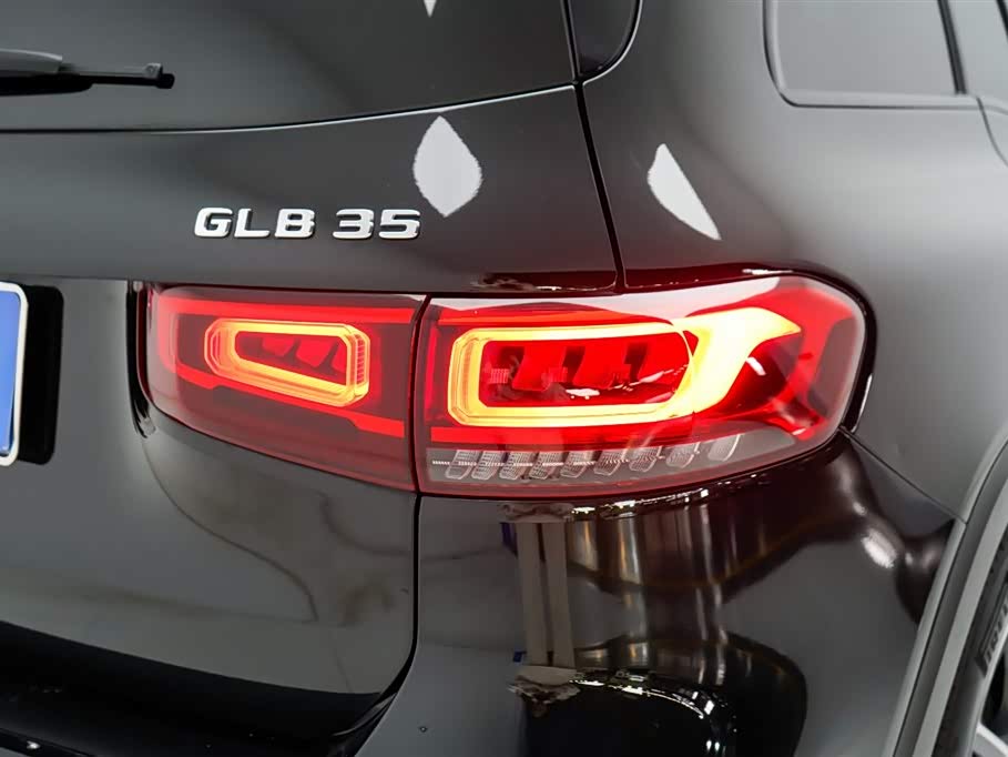 Mercedes-Benz GLB AMG