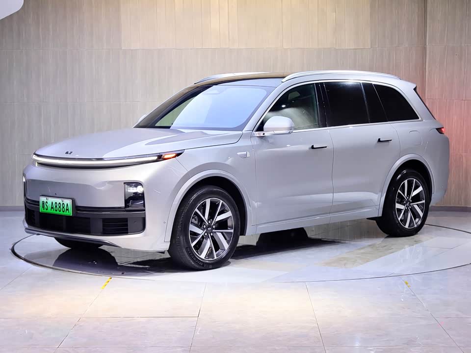 Li Auto Ideal L8