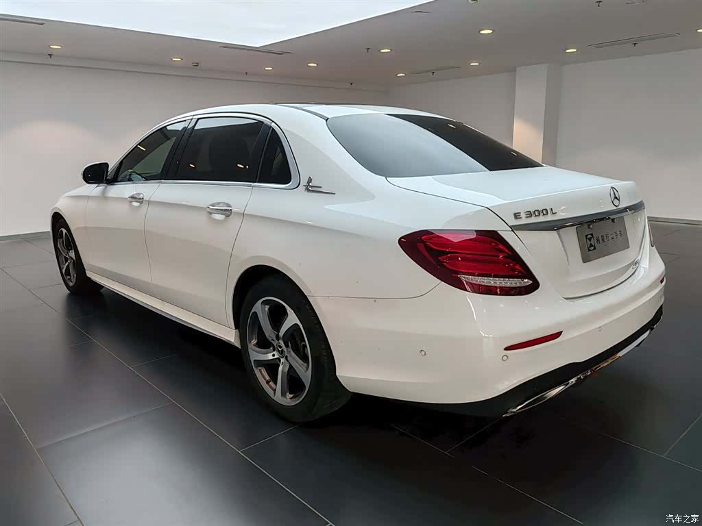 Mercedes-Benz E-Class, 2019 6