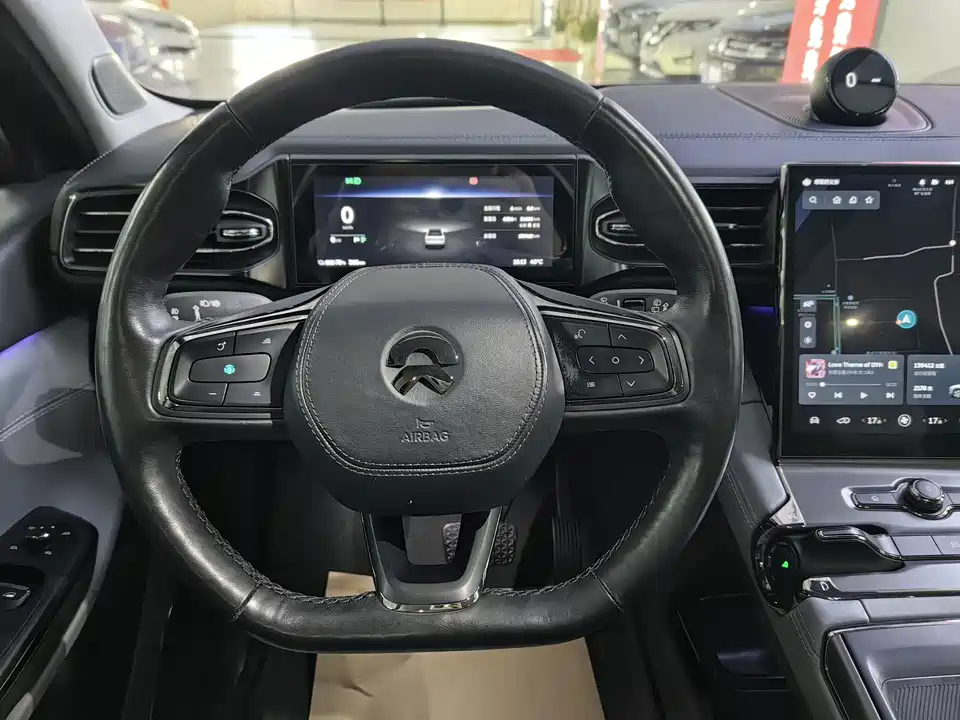 NIO ES6
