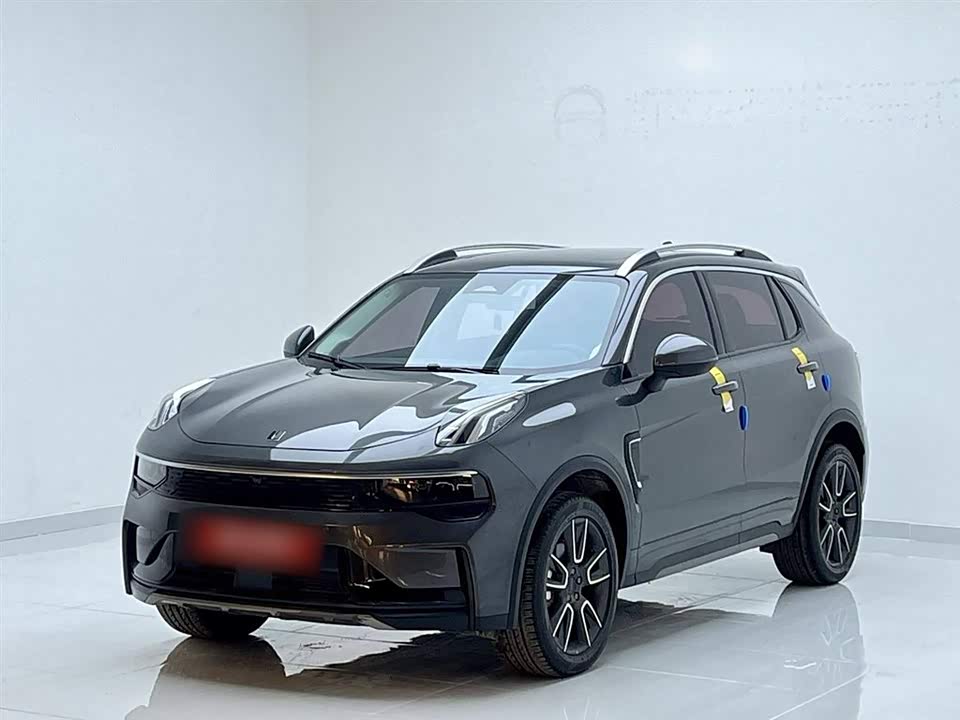 Lynk & Co 01