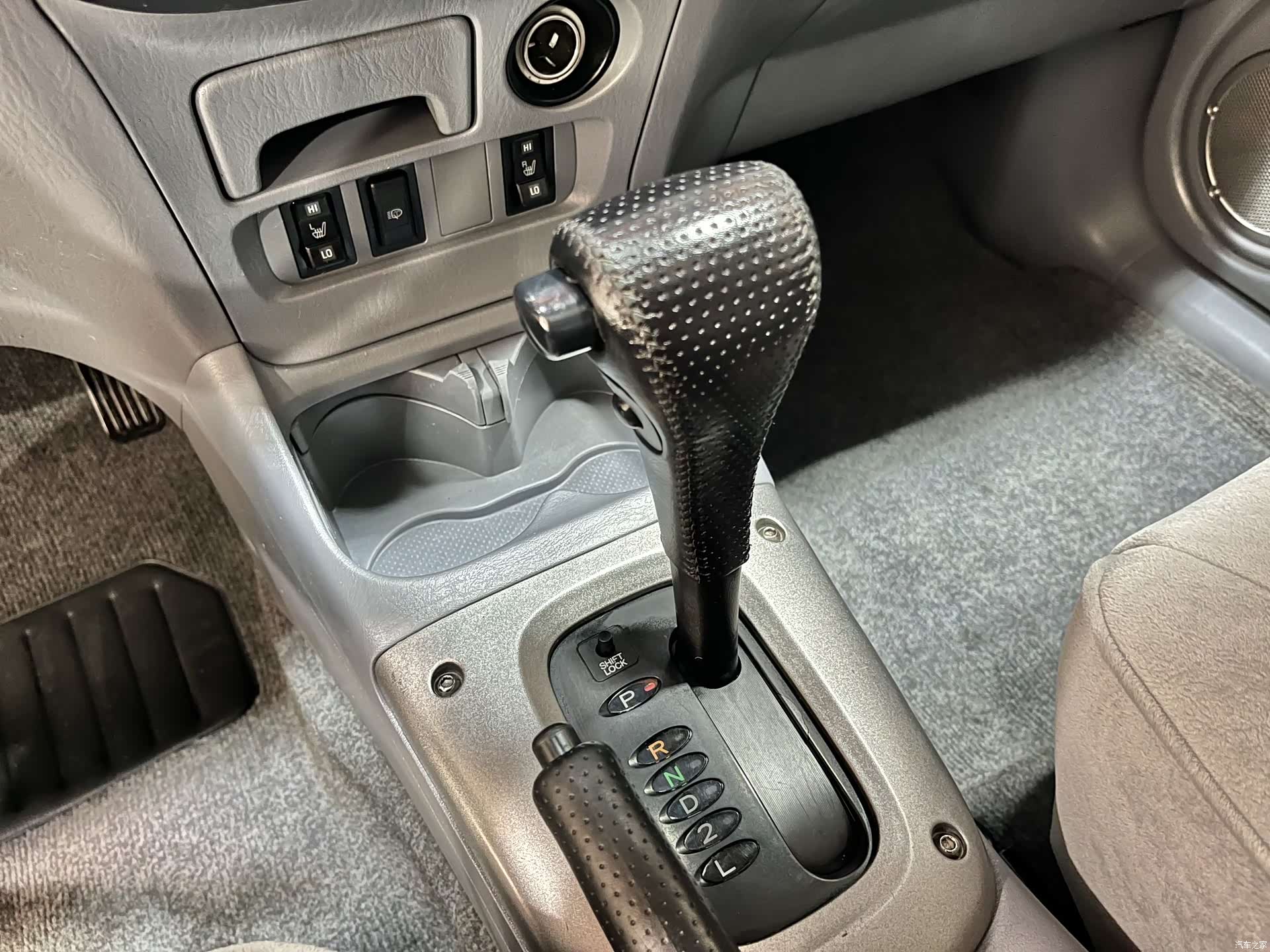 Toyota RAV4, 2003 10