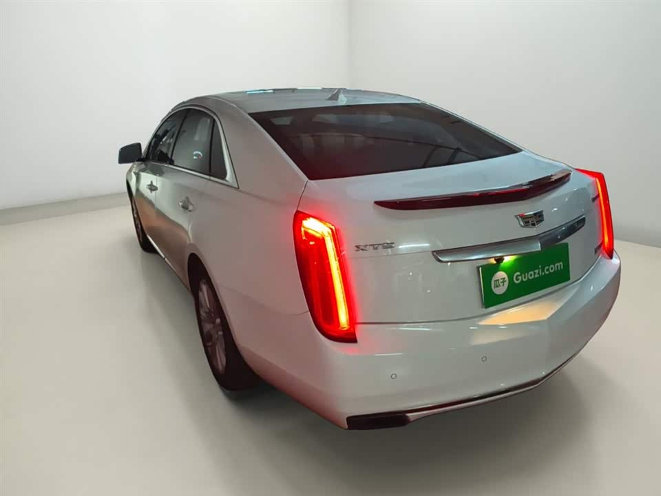 Cadillac XTS