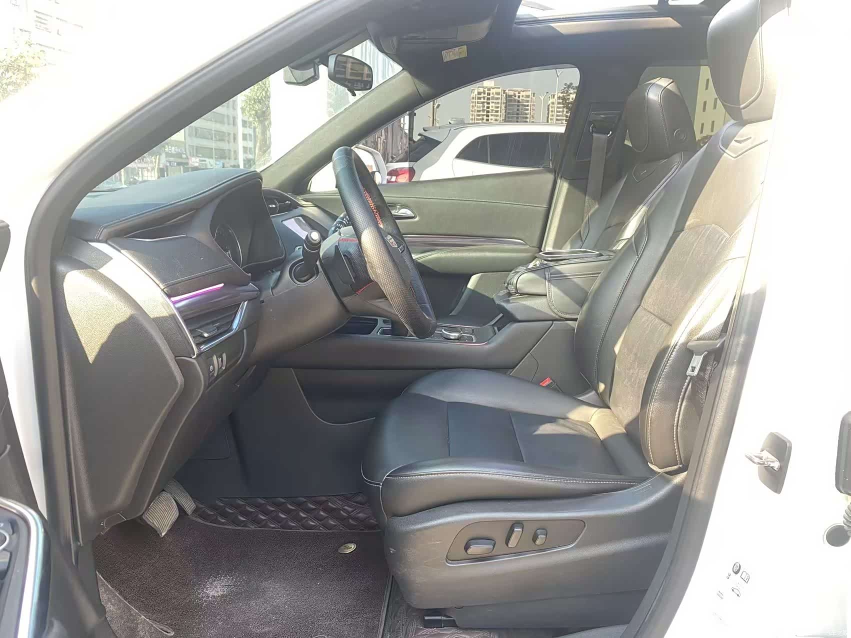 Cadillac XT4, 2022 14