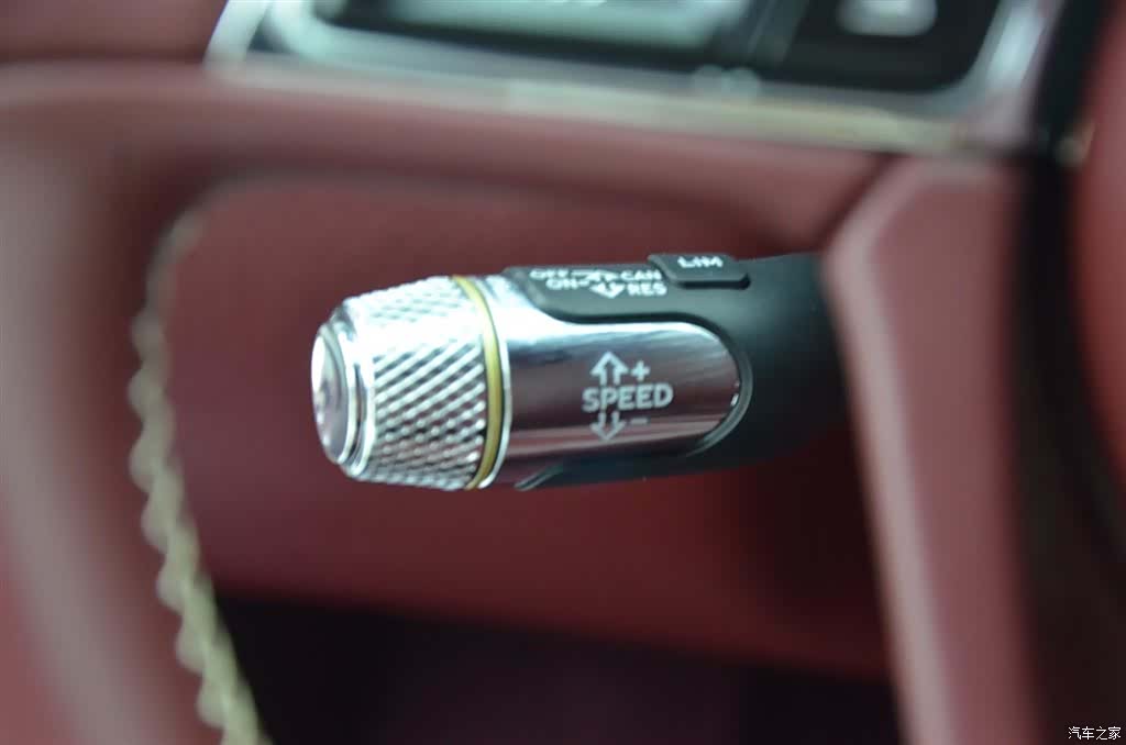 Bentley Flying Spur, 2021 14