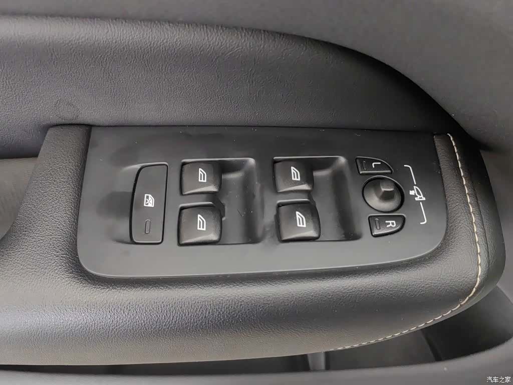 Volvo XC60, 2018 9