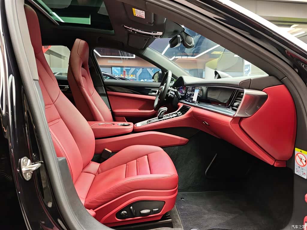 Porsche Panamera, 2024 11