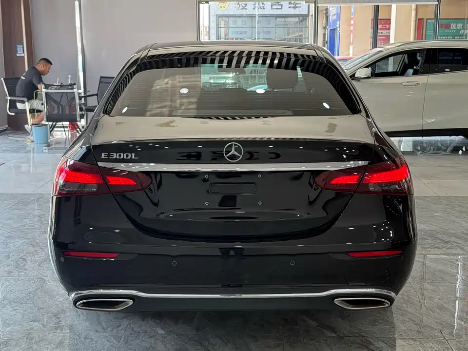 Mercedes-Benz E-class Mercedes-Benz E-class