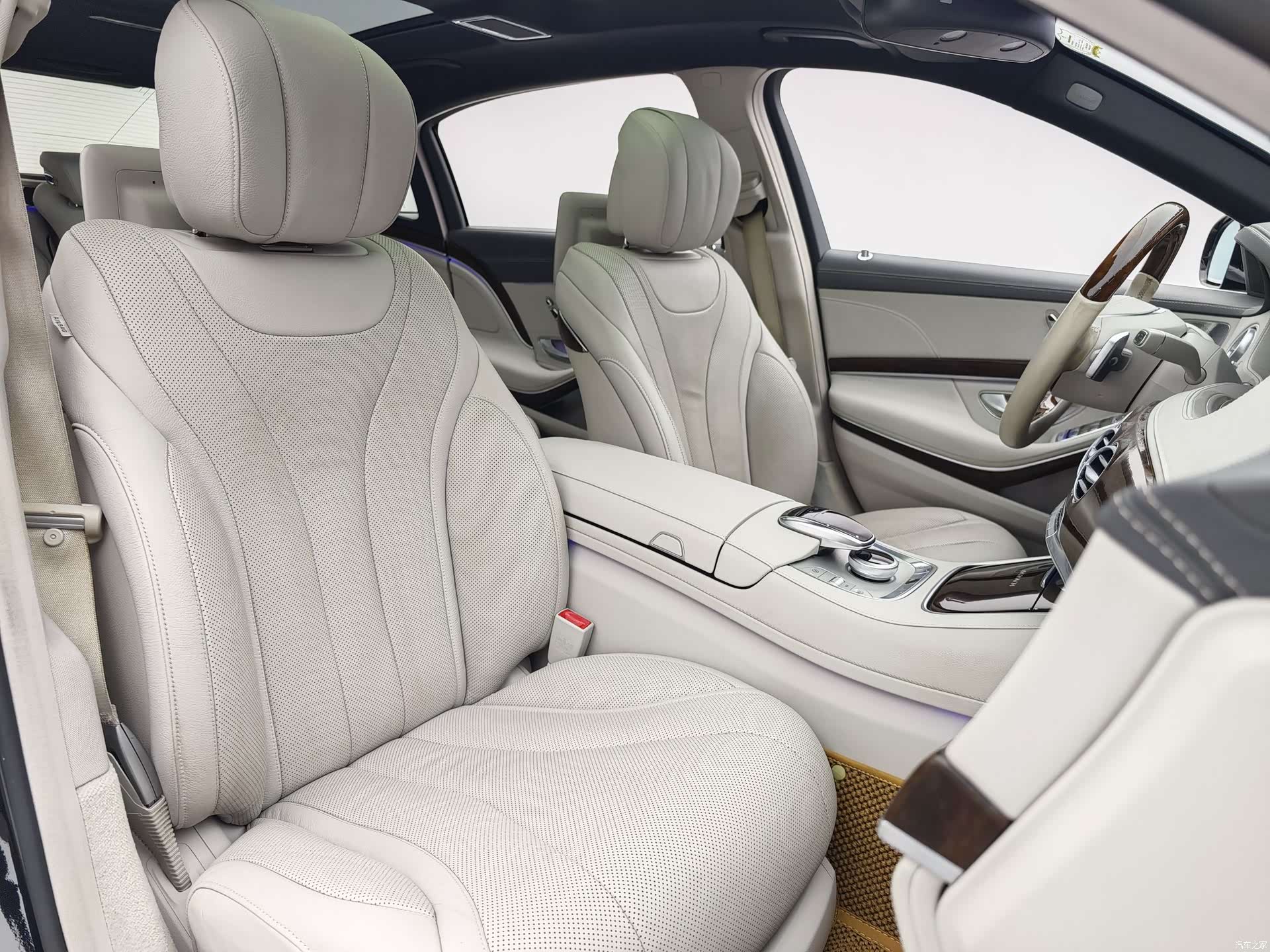 Maybach S-Class, 2016 16
