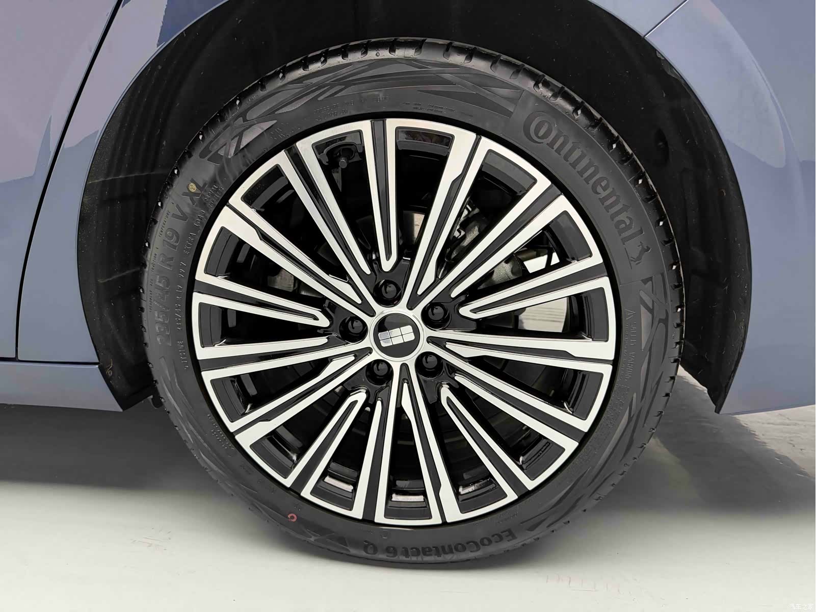 Geely A7, 2025 11