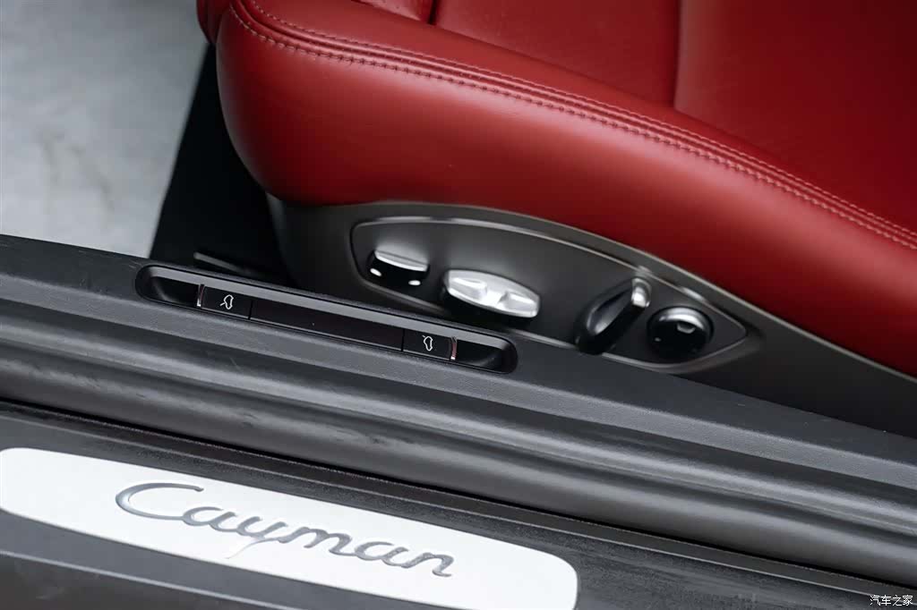 Porsche Cayman, 2022 12