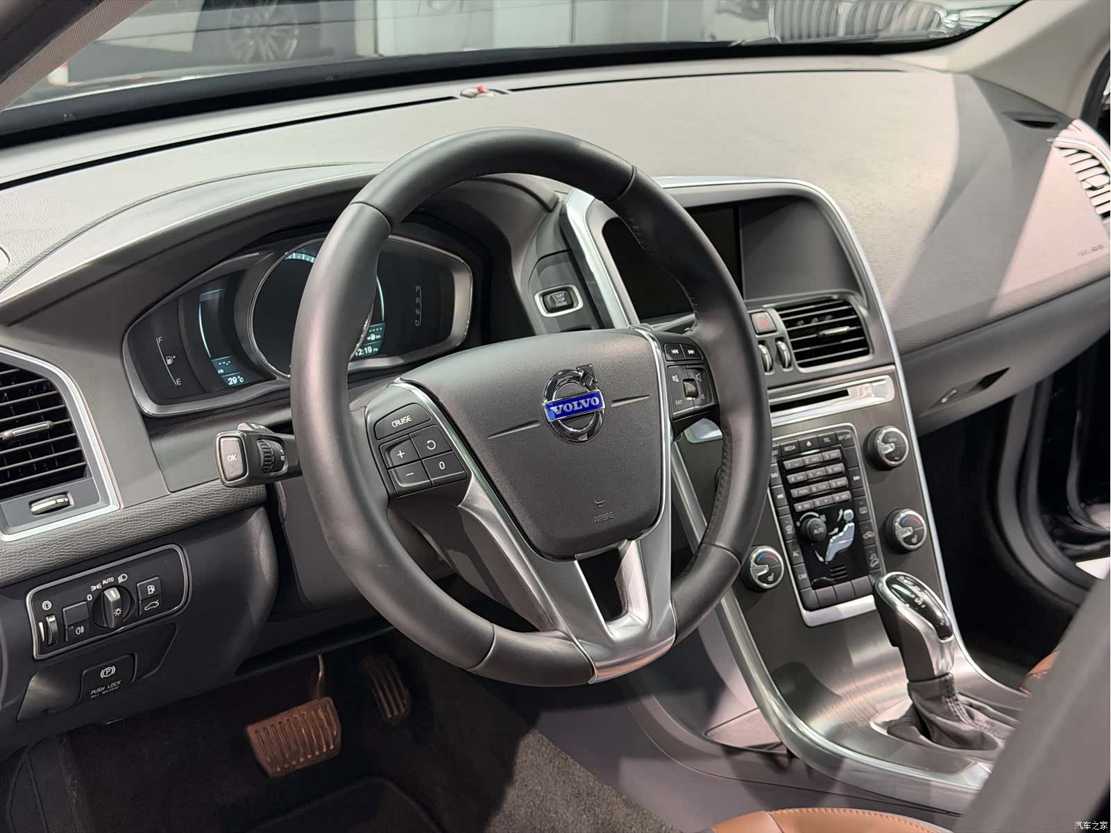 Volvo XC60, 2014 12