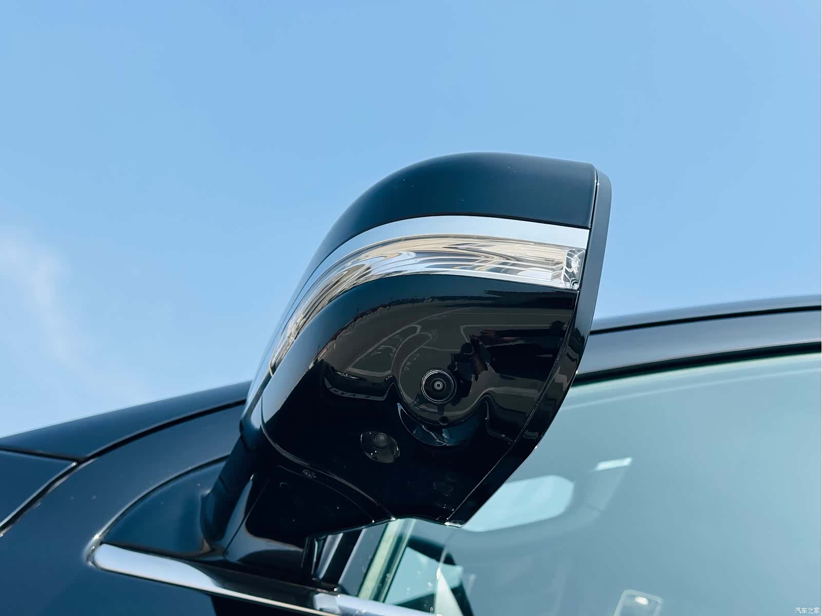 Lincoln Navigator, 2025 10