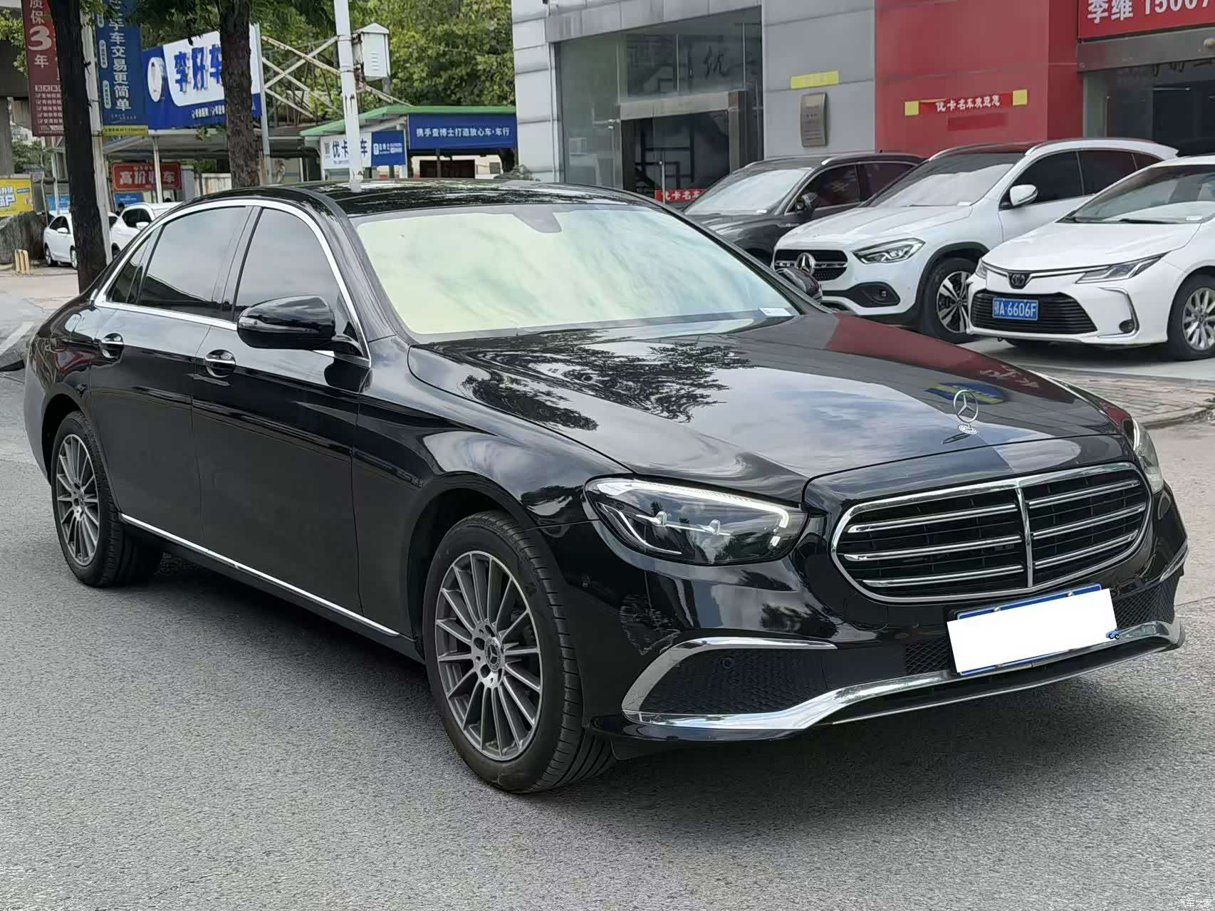 Mercedes-Benz E-Class, 2022 3