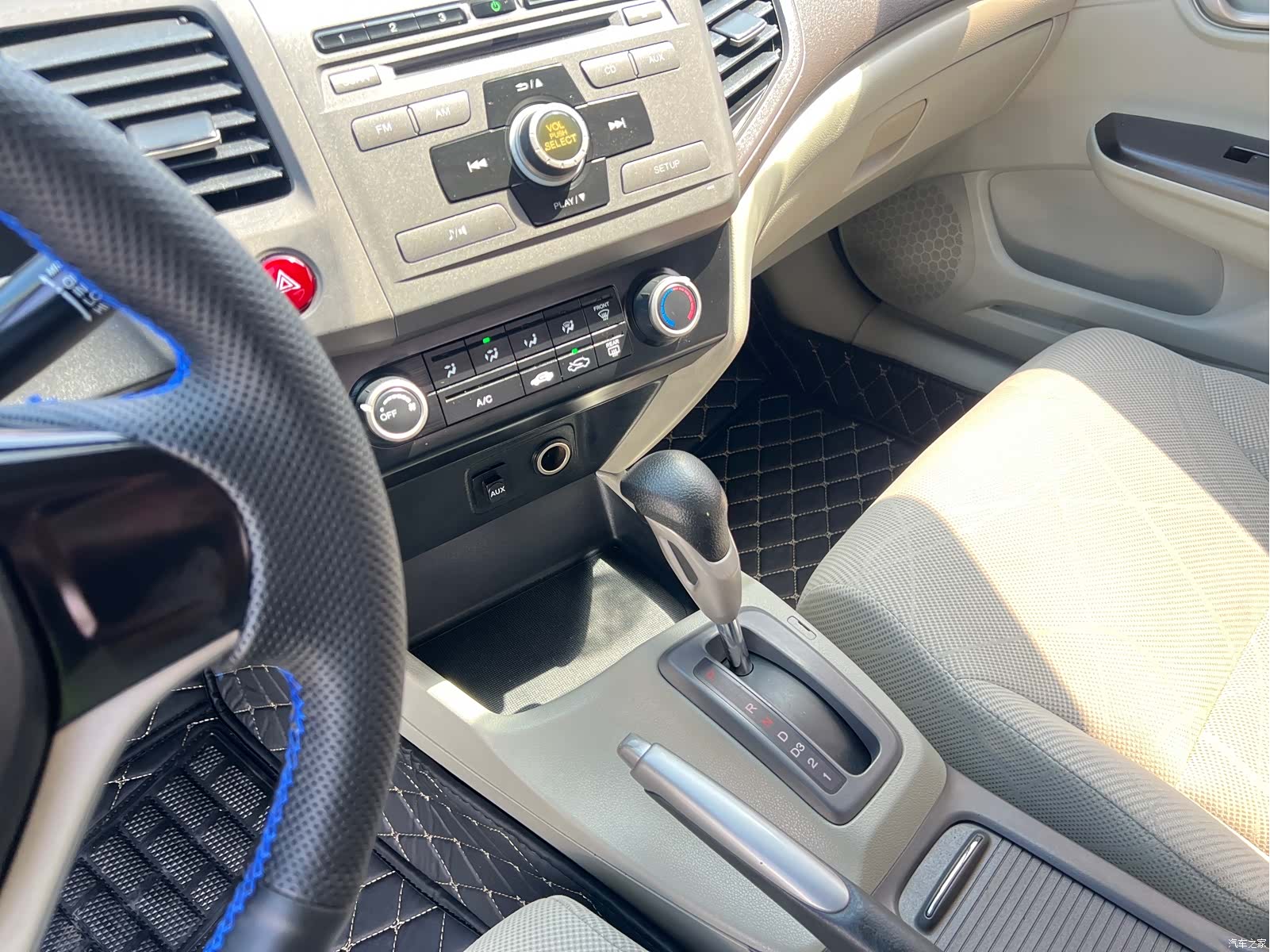 Honda Civic, 2012 8