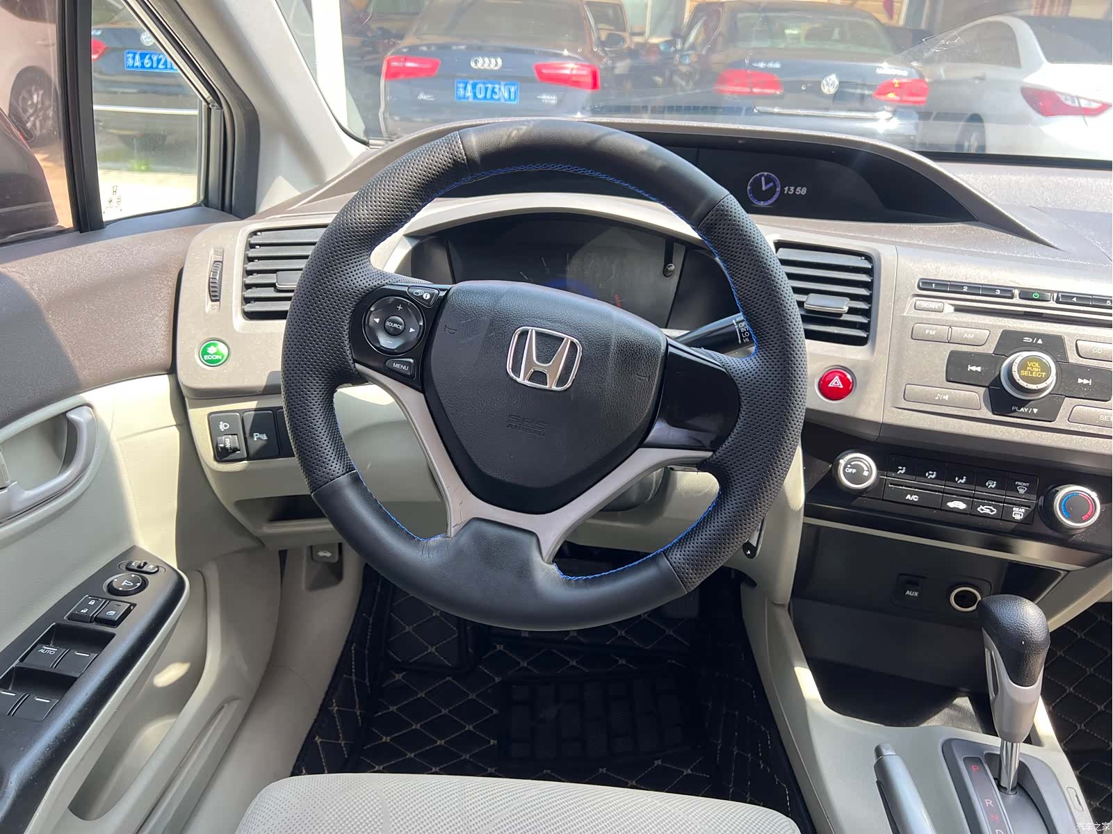 Honda Civic, 2012 14