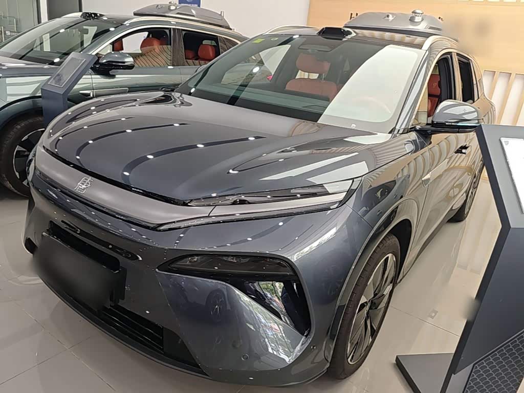 BYD Tang L