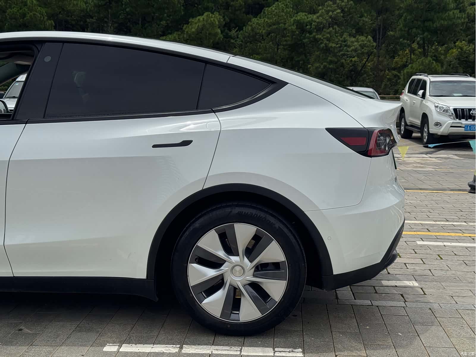Tesla Model Y, 2022 22