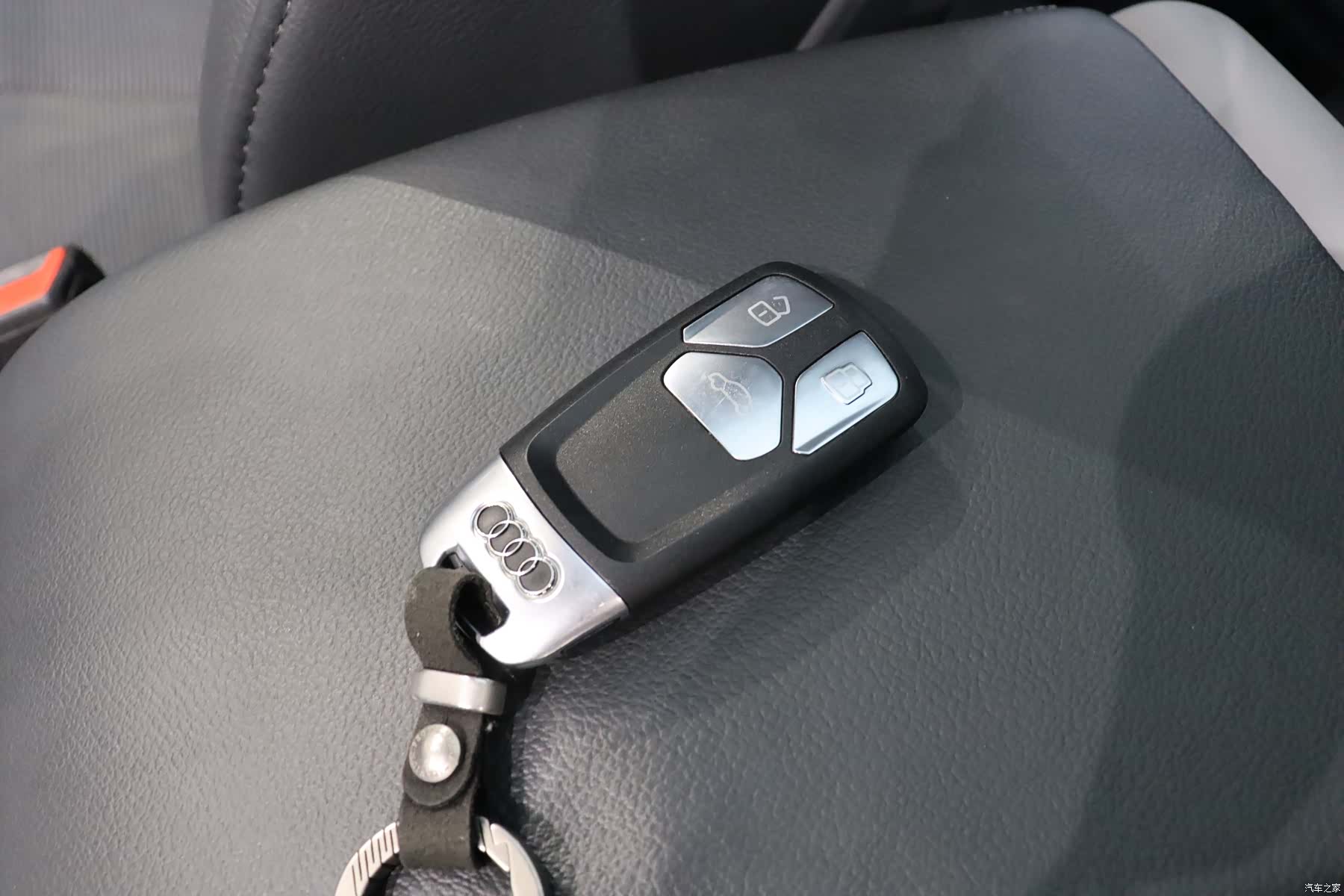Audi Q5L, 2019 14