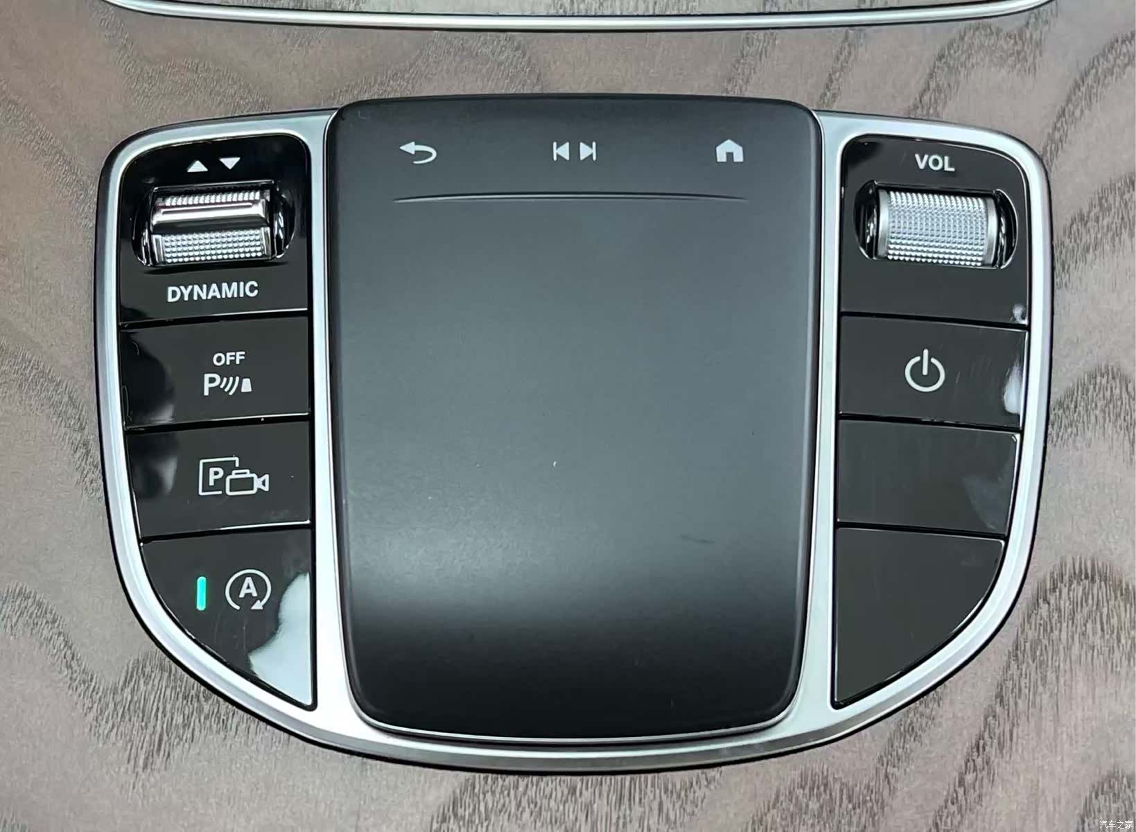 Mercedes-Benz E-Class, 2022 29