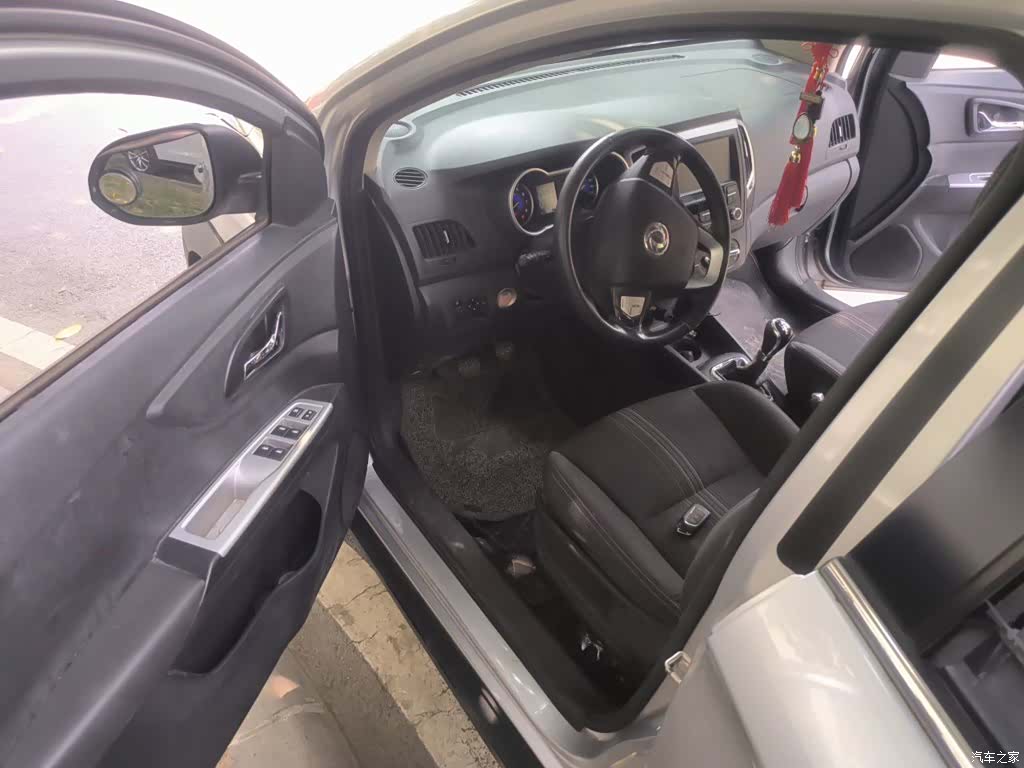 DongFeng AX3, 2016 17