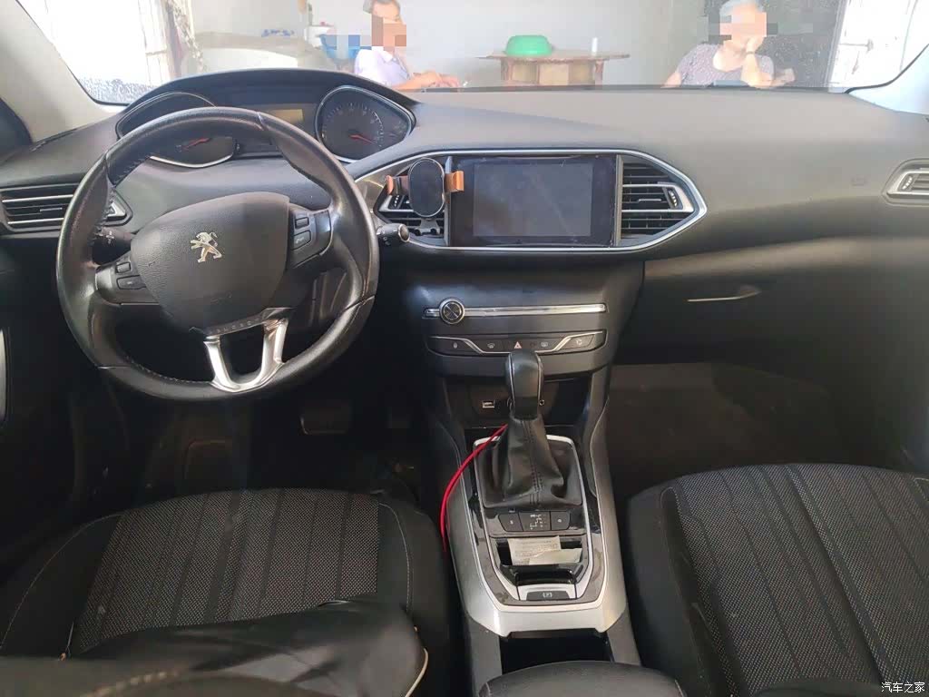 Peugeot 308, 2016 10