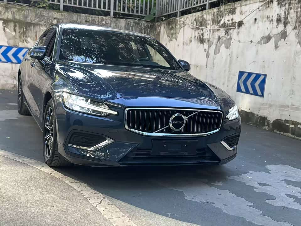 Volvo S60